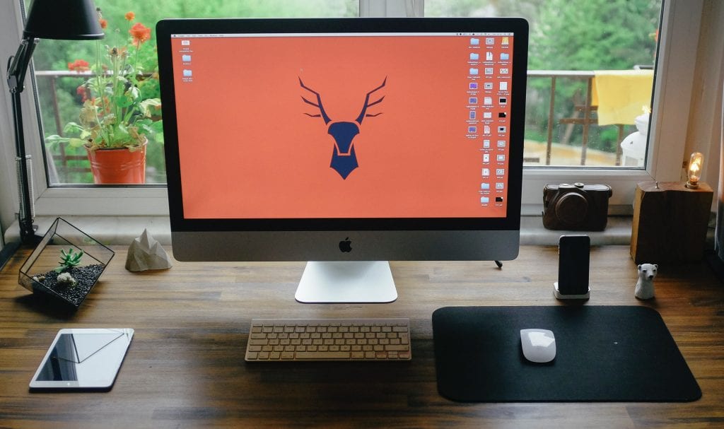 Seriál ZAŘIZUJEME: Jak zařídit home office, aby práce nebolela?